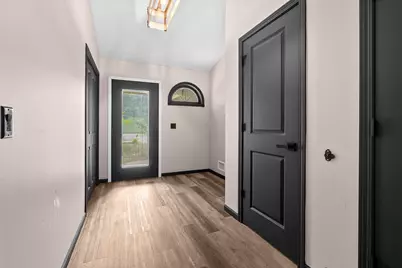 506 W Osterhout Avenue, Portage, MI 49024 - Photo 6