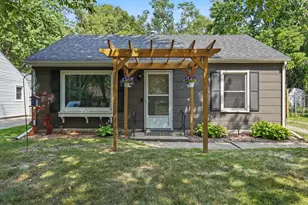 1320 Craft Ave, Kalamazoo, MI 49048 - Photo 1