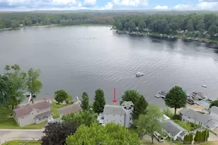 15657 Lakeview Dr, Buchanan, MI 49107 - Photo 1