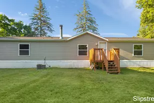 5705 E Riverside Dr, Lyons, MI 48851 - Photo 26