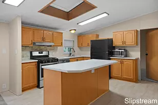 5705 E Riverside Dr, Lyons, MI 48851 - Photo 4