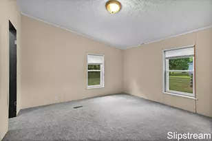 5705 E Riverside Dr, Lyons, MI 48851 - Photo 16