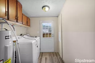 5705 E Riverside Dr, Lyons, MI 48851 - Photo 18
