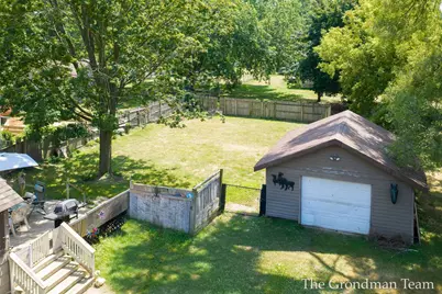 541 W Elm Street, Wayland, MI 49348 - Photo 30