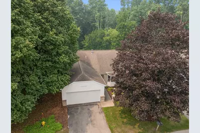 77 Skyline Circle NW, Grand Rapids, MI 49504 - Photo 4