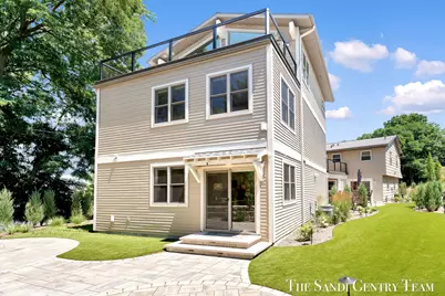 215 S 1st Street, Grand Haven, MI 49417 - Photo 46
