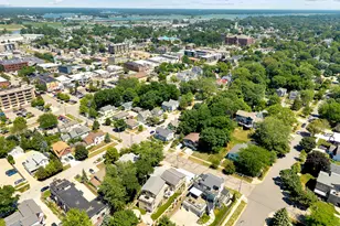 215 S 1st St, Grand Haven, MI 49417 - Photo 70