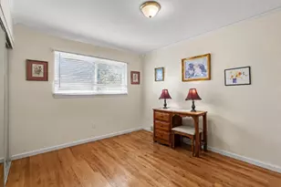 668 S Hawthorne St, Westland, MI 48186 - Photo 10
