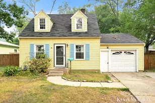 1713 Boston St SE, Grand Rapids, MI 49506 - Photo 1