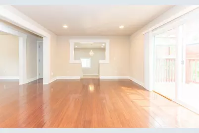 2 Maple Village Court, Ann Arbor, MI 48103 - Photo 10