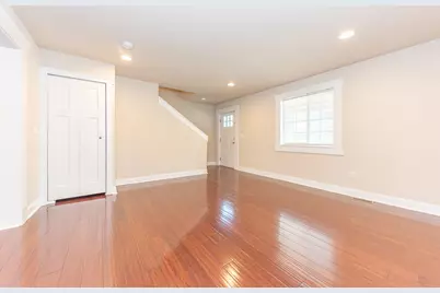2 Maple Village Court, Ann Arbor, MI 48103 - Photo 4