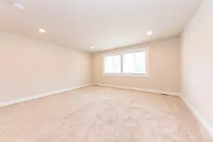 2 Maple Vlg Ct, Ann Arbor, MI 48103 - Photo 24