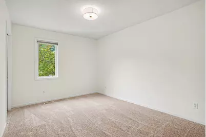 760 Brookridge Drive, Norton Shores, MI 49441 - Photo 16
