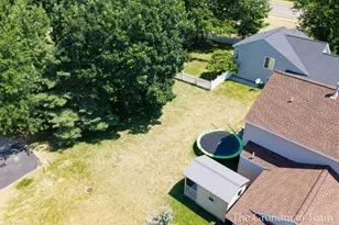 3967 E Deblaay Dr SE, Kentwood, MI 49512 - Photo 22