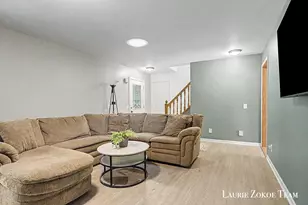 9202 Oriole Dr, Coopersville, MI 49404 - Photo 8