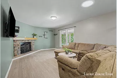 9202 Oriole Drive, Coopersville, MI 49404 - Photo 6
