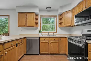 9202 Oriole Dr, Coopersville, MI 49404 - Photo 10