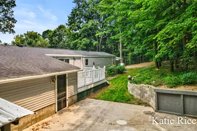 6411 W Cleveland Road, Montague, MI 49437 - Photo 34