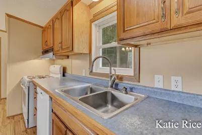 6411 W Cleveland Road, Montague, MI 49437 - Photo 4