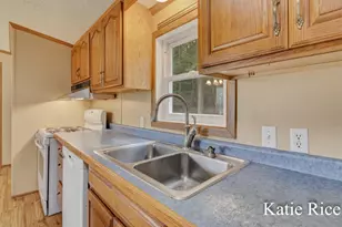 6411 W Cleveland Rd, Montague, MI 49437 - Photo 4