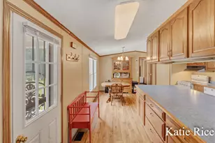 6411 W Cleveland Rd, Montague, MI 49437 - Photo 6