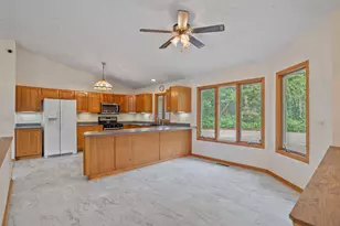 8270 Huff Rd, Bellevue, MI 49021 - Photo 6