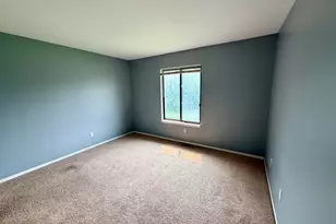 325 Briarcrest Dr, Ann Arbor, MI 48104 - Photo 10