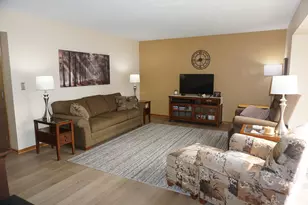 7658 Teakwood Dr, Jenison, MI 49428 - Photo 4