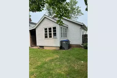 200 Wenzel Avenue, Sturgis, MI 49091 - Photo 2