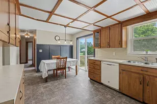 275 Taft St, Zeeland, MI 49464 - Photo 6