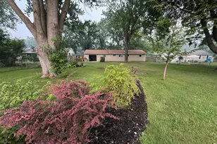 3616 S Sheridan Dr, Muskegon, MI 49444 - Photo 6