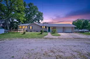 5000 Zygmunt Dr, Jackson, MI 49201 - Photo 1