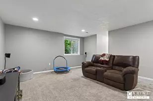 9291 Bigleaf Dr, West Olive, MI 49460 - Photo 32