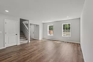2082 Kristin Ct, Muskegon, MI 49442 - Photo 2