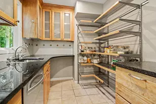 432 Riverview Dr, Ann Arbor, MI 48104 - Photo 18