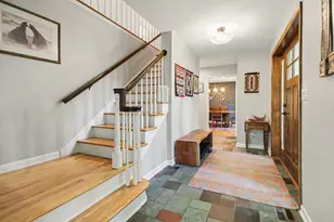 432 Riverview Dr, Ann Arbor, MI 48104 - Photo 4