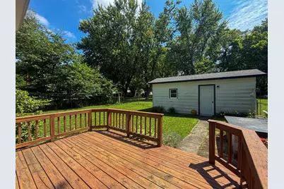 52411 Lakeview Drive, Dowagiac, MI 49047 - Photo 6