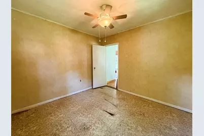 52411 Lakeview Drive, Dowagiac, MI 49047 - Photo 10