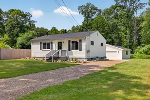 2430 Kibby, Jackson, MI 49203 - Photo 1