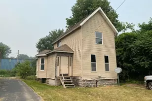 153 3rd St, Battle Creek, MI 49014 - Photo 1
