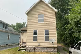153 3rd St, Battle Creek, MI 49014 - Photo 2