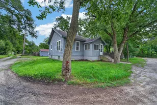 1682 Edwin St, Muskegon, MI 49442 - Photo 26