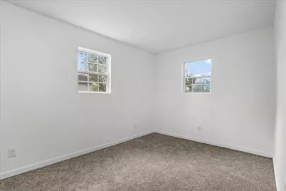 1091 Hickory Street, Lansing, MI 48906 - Photo 14