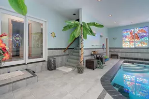 833 Lakewood Dr, Rochester Hills, MI 48309 - Photo 32