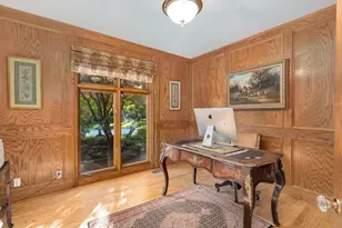 833 Lakewood Dr, Rochester Hills, MI 48309 - Photo 8