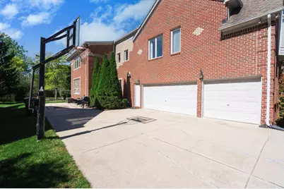 833 Lakewood Drive, Rochester Hills, MI 48309 - Photo 82