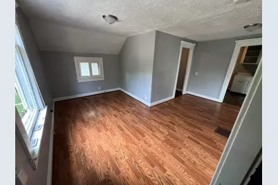 1021 Hickory Street, Lansing, MI 48912 - Photo 10
