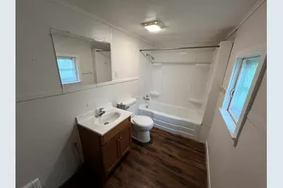 1021 Hickory Street, Lansing, MI 48912 - Photo 6