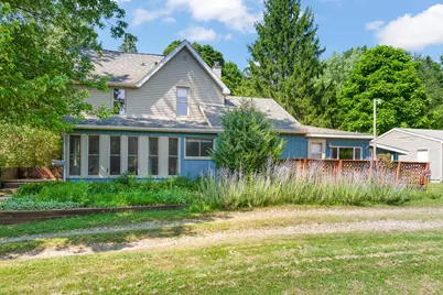1321 N Waterloo Avenue, Jackson, MI 49202 - Photo 6