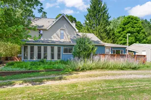 1321 N Waterloo Ave, Jackson, MI 49202 - Photo 6